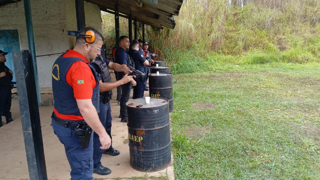 GCMs de Pinda participaram de capacitação em tiro para aprimoramento operacional