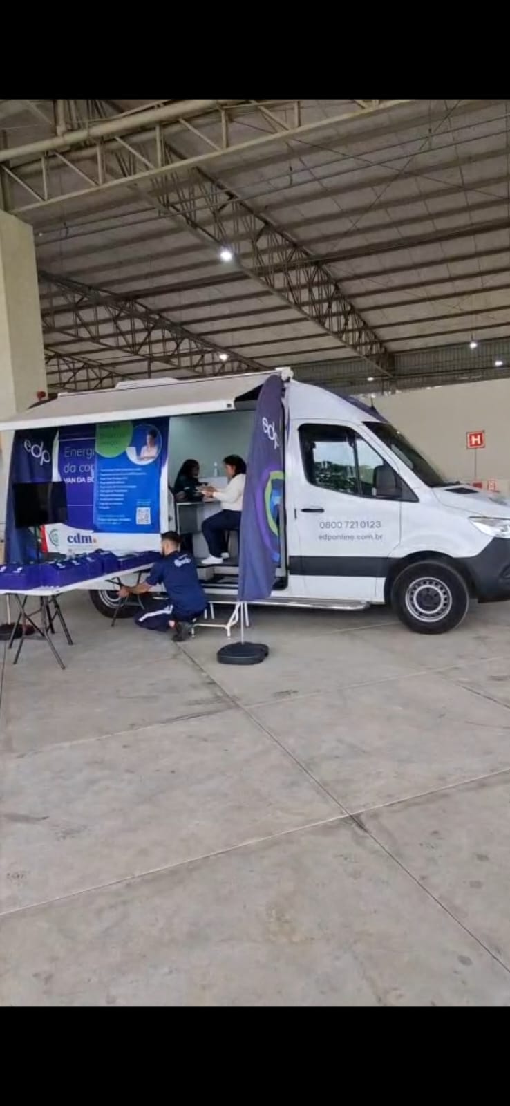 Unidade móvel da EDP Bandeirante realiza atendimento no Agiliza na Rodoviária de Moreira César