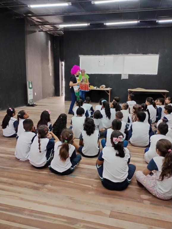Biblioteca do Araratema promove atividades lúdicas e incentiva acesso à cultura para alunos da rede municipal