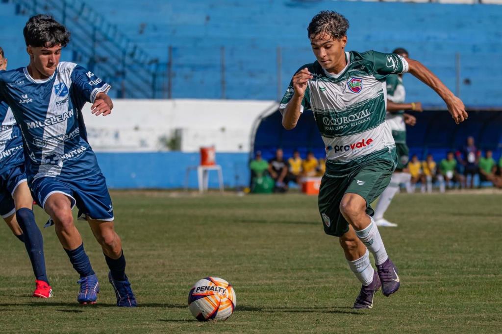 Pinda FC soma bons resultados na base e mantém rivalidade acirrada com Taubaté no Paulista