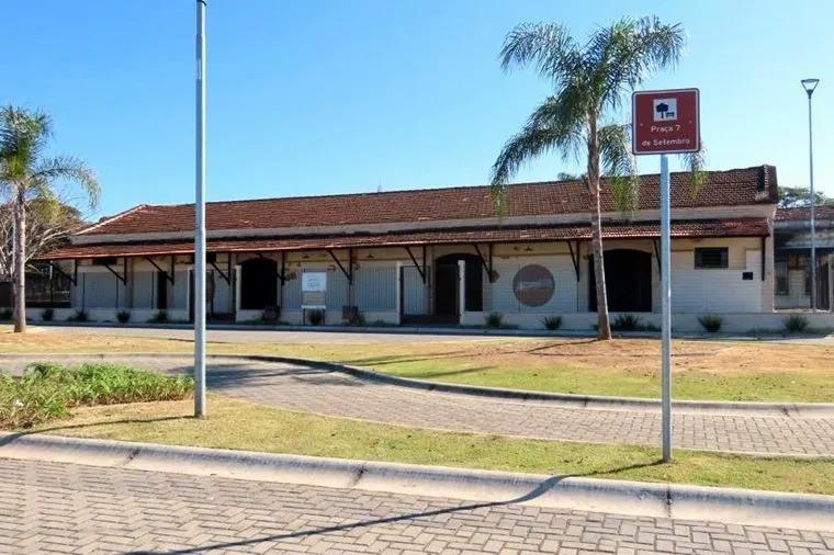 Praça Sete de Setembro recebe evento “Mães de Pet” neste fim de semana