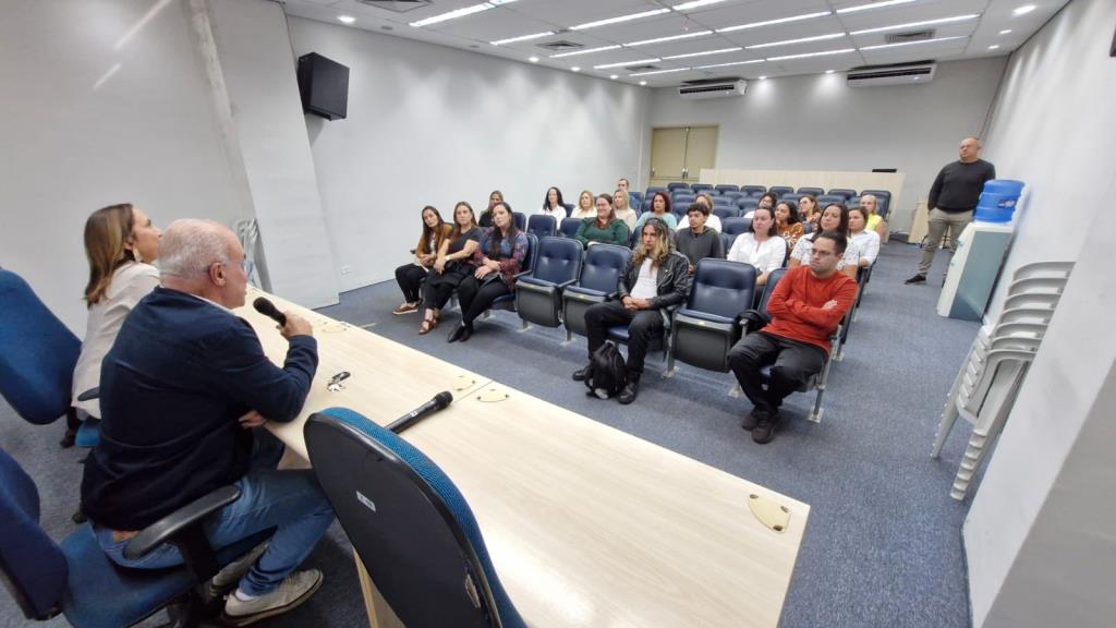 Prefeitura recebe 40 novos servidores da Educação aprovados em concurso