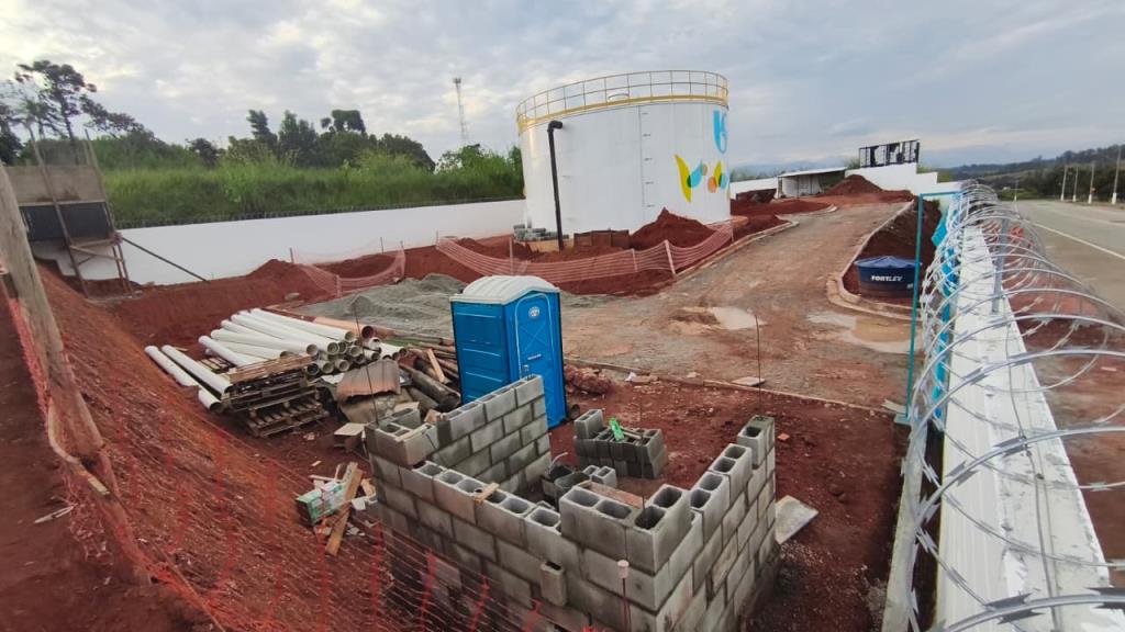 Sabesp amplia sistema de água e leva desenvolvimento para outro lado da Dutra