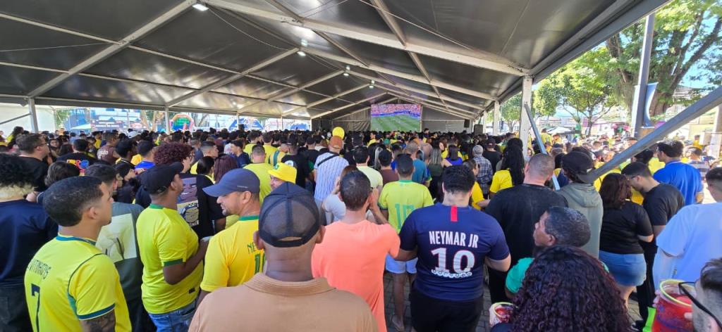 Arena da Copa transmite Brasil x Noruega neste domingo e terá show com Nego Bino