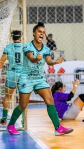 Guerreiras Pinda vence Corinthians de virada na estreia do Estadual Sub-20