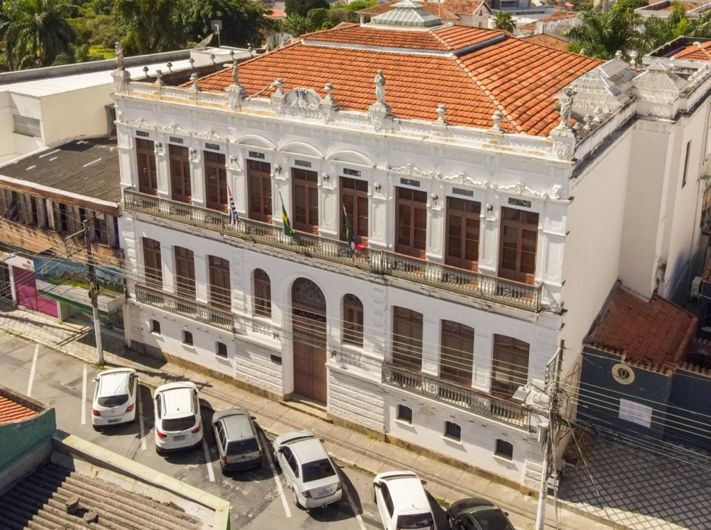 Academia de Letras realiza Sessão Solene de Setembro