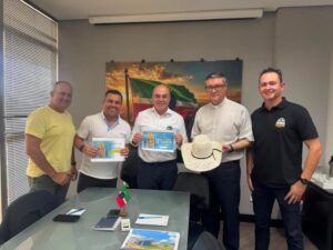 Chapéu autografado por Zé Neto & Cristiano vai a leilão e já recebe lance de R$ 5 mil
