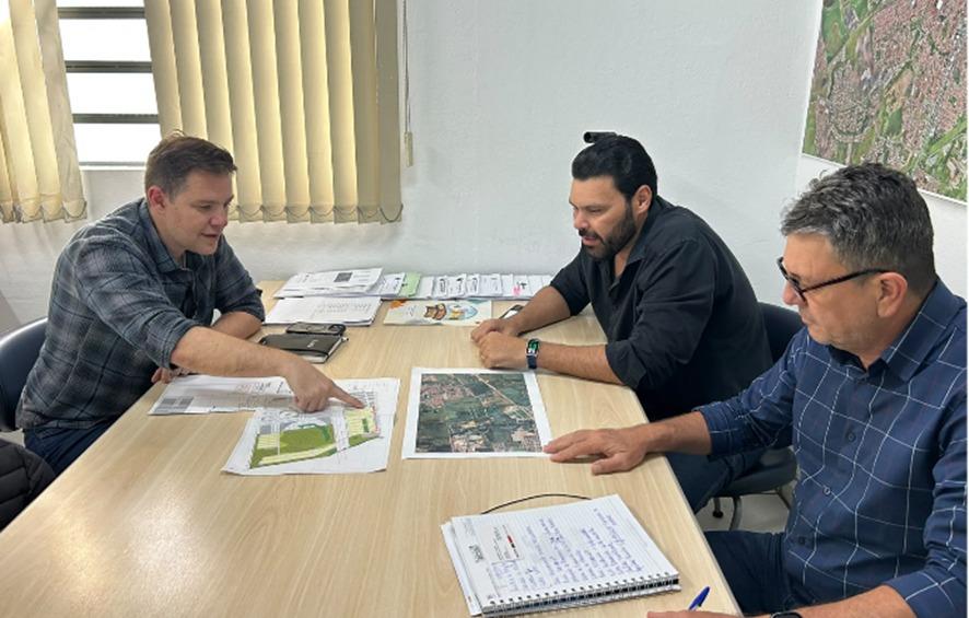 Pinda busca parcerias para novos empreendimentos habitacionais de interesse social