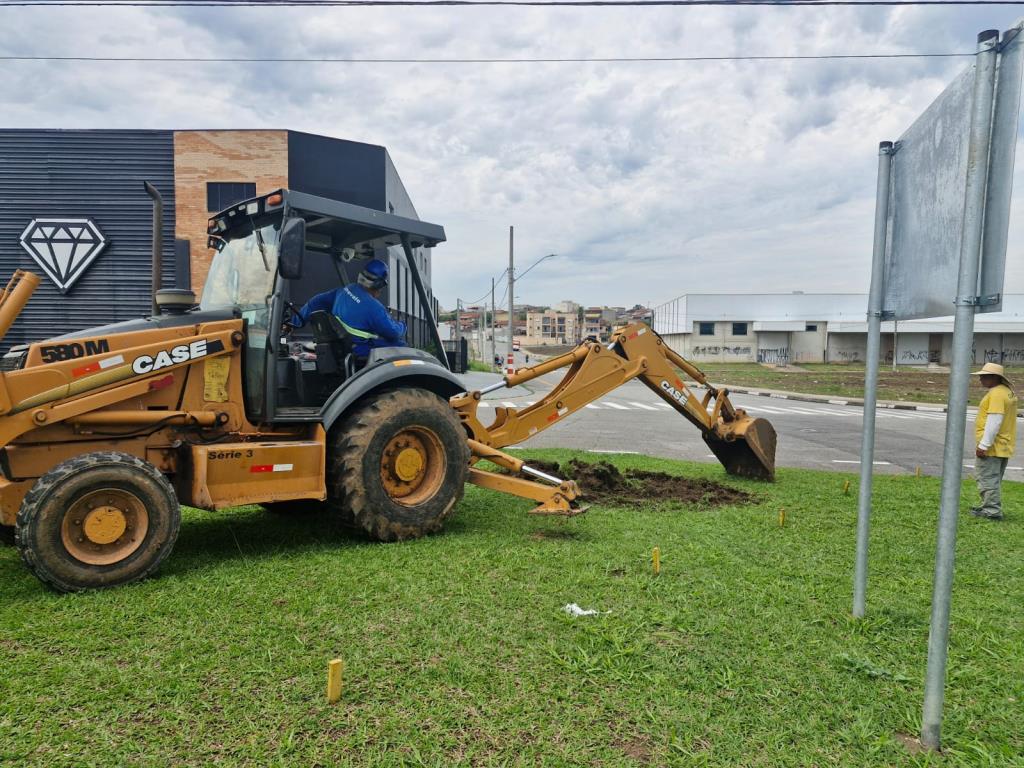 Prefeitura cria novos acessos ao Cidade Jardim e reduz tempo de espera no semáforo