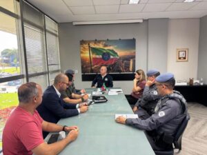 Prefeitura e Polícia Militar discutem novas estratégias para reduzir criminalidade em Pindamonhangaba