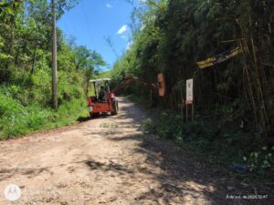 Prefeitura utiliza, no Ribeirão Grande, nova roçadeira que faz até 15km de trabalho por dia